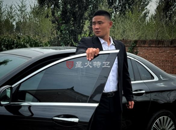 上海星火特卫：精英级司机保镖服务护航VIP安全